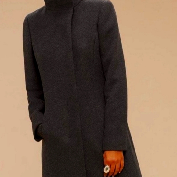 Aritzia Babaton Cormac Coat - Picture 1 of 2